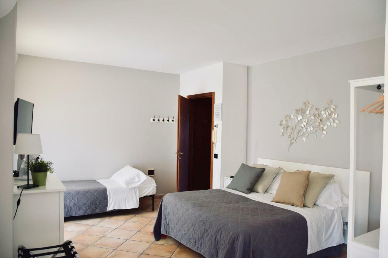 Residence Il Portico Казале Монферато Екстериор снимка